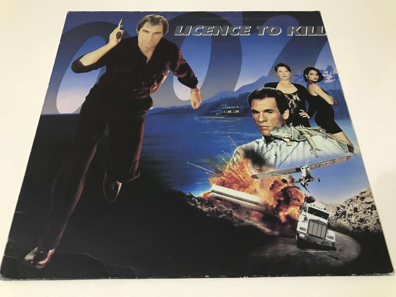 Licence To Kill (The James Bond 007 Original Motion Picture Soundtrack Album)