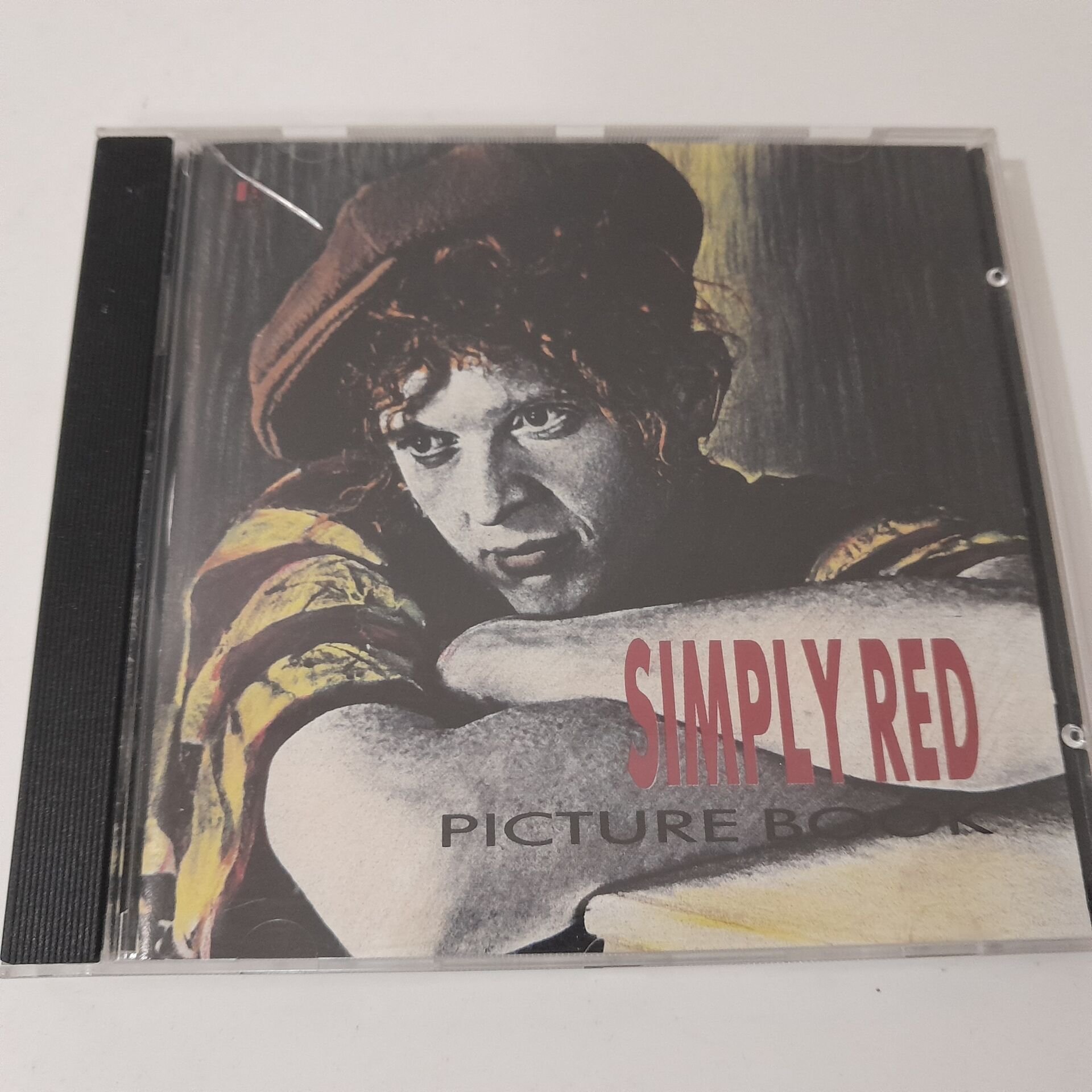 Simply Red – Picture Book