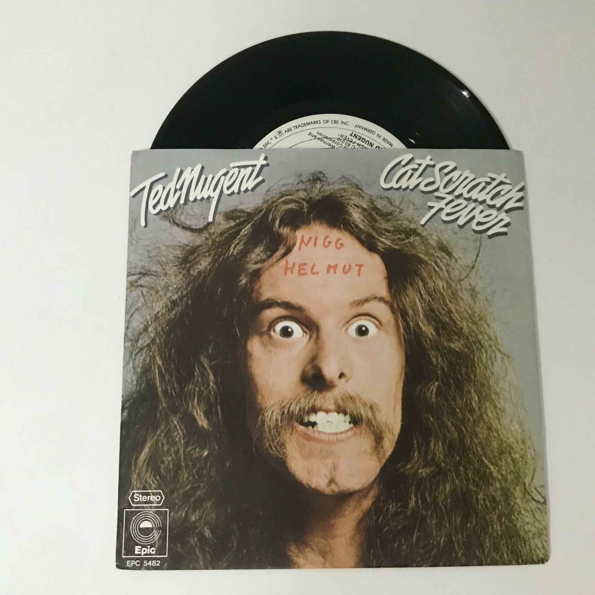 Ted Nugent – Cat Scratch Fever