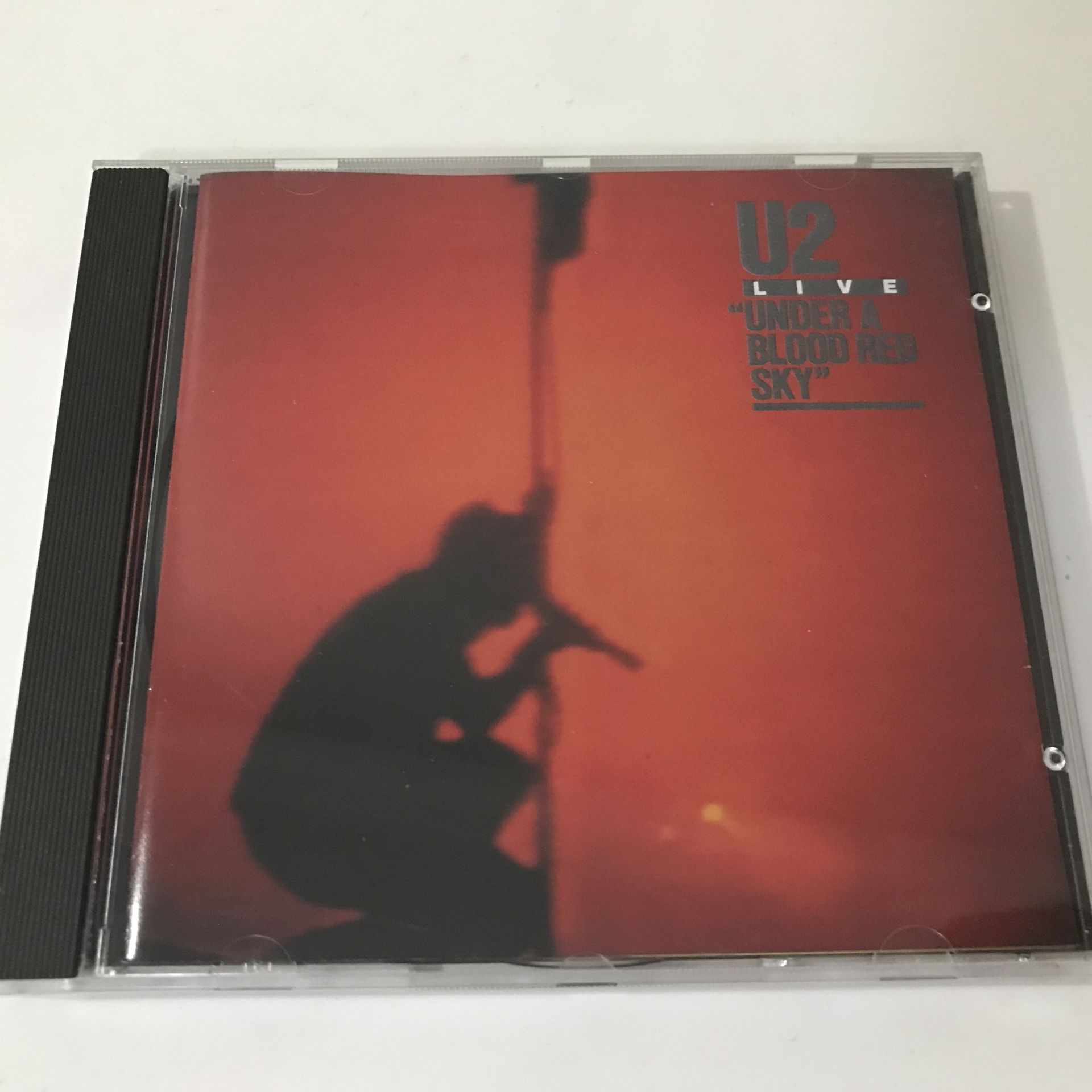 U2 – Under A Blood Red Sky (Live)