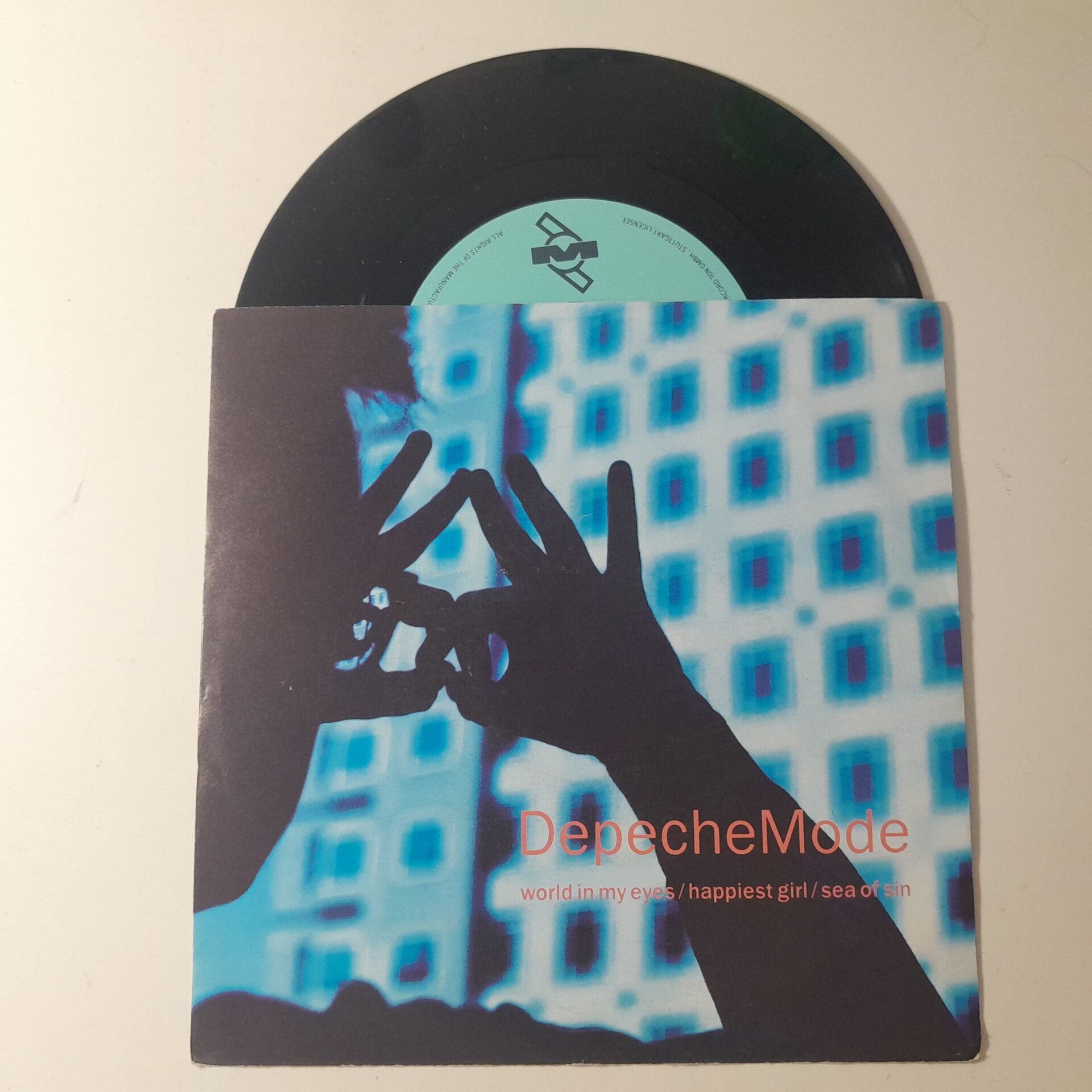 DepecheMode – World In My Eyes / Happiest Girl / Sea Of Sin