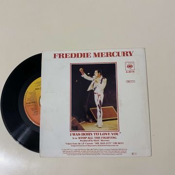 Freddie Mercury – I Was Born To Love You