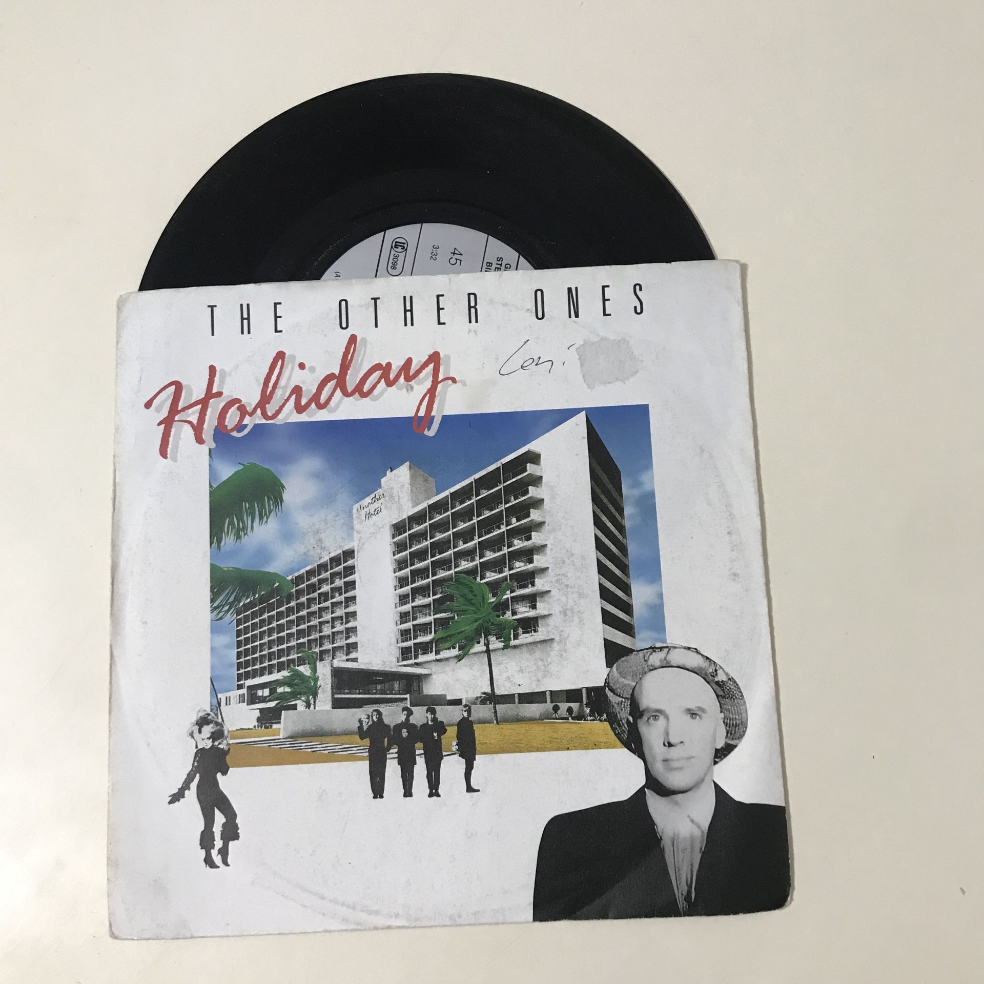 The Other Ones – Holiday