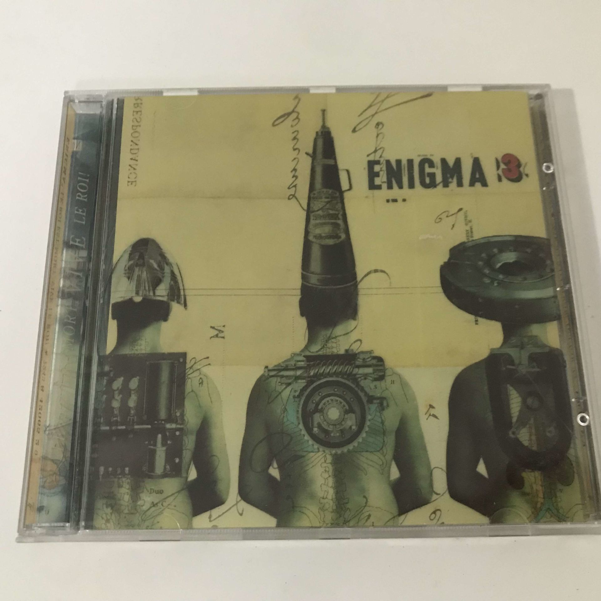 ENIGMA ³ – Le Roi Est Mort, Vive Le Roi!