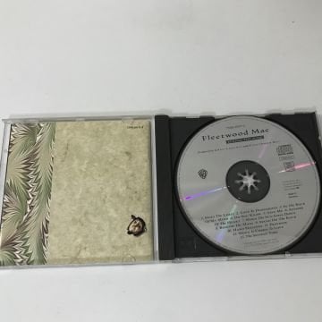 Fleetwood Mac – Behind The Mask