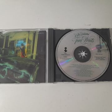 Tom Waits – Blue Valentine