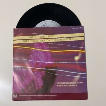 David Bowie / Pat Metheny Group – This Is Not America