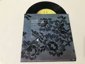 Madonna – Like A Virgin