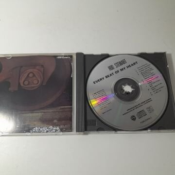 Rod Stewart – Every Beat Of My Heart