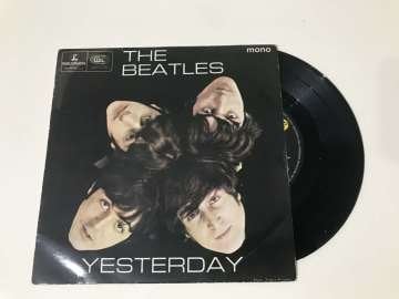 The Beatles – Yesterday