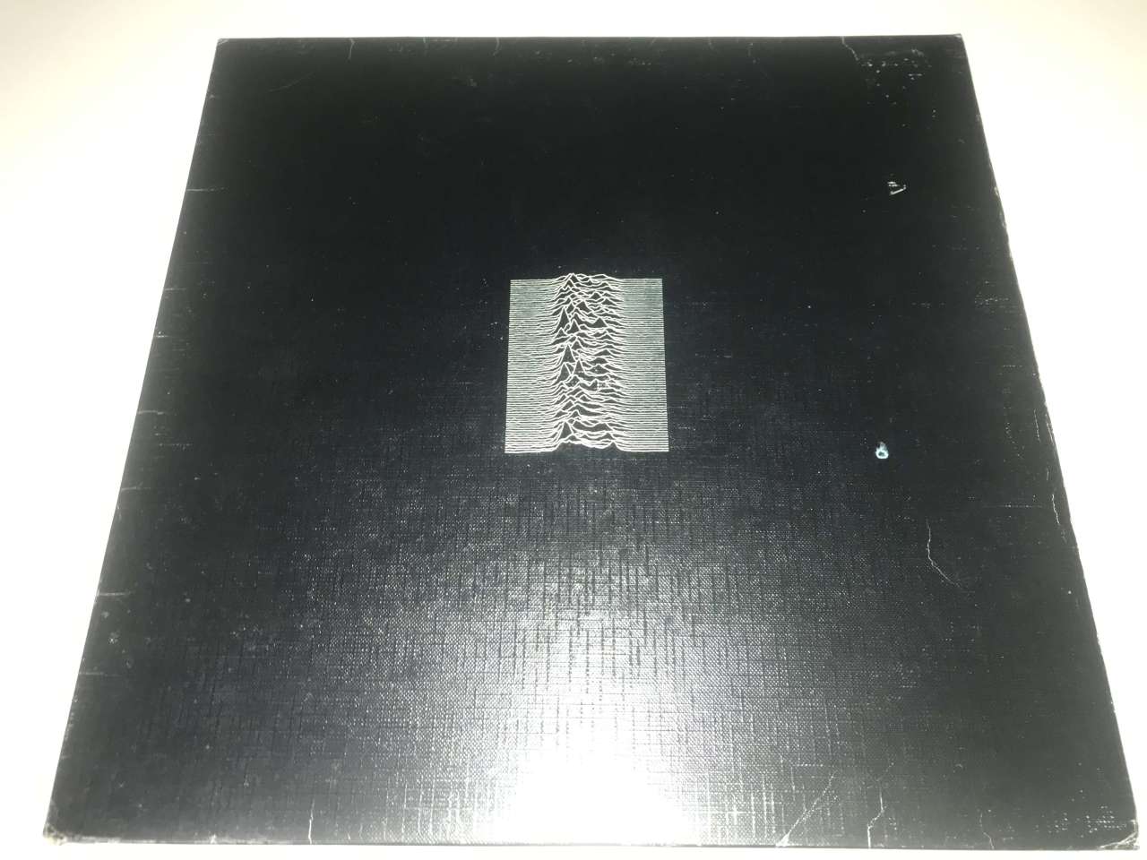 Joy Division – Unknown Pleasures