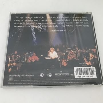 Rod Stewart With Special Guest Ronnie Wood – Unplugged ...And Seated