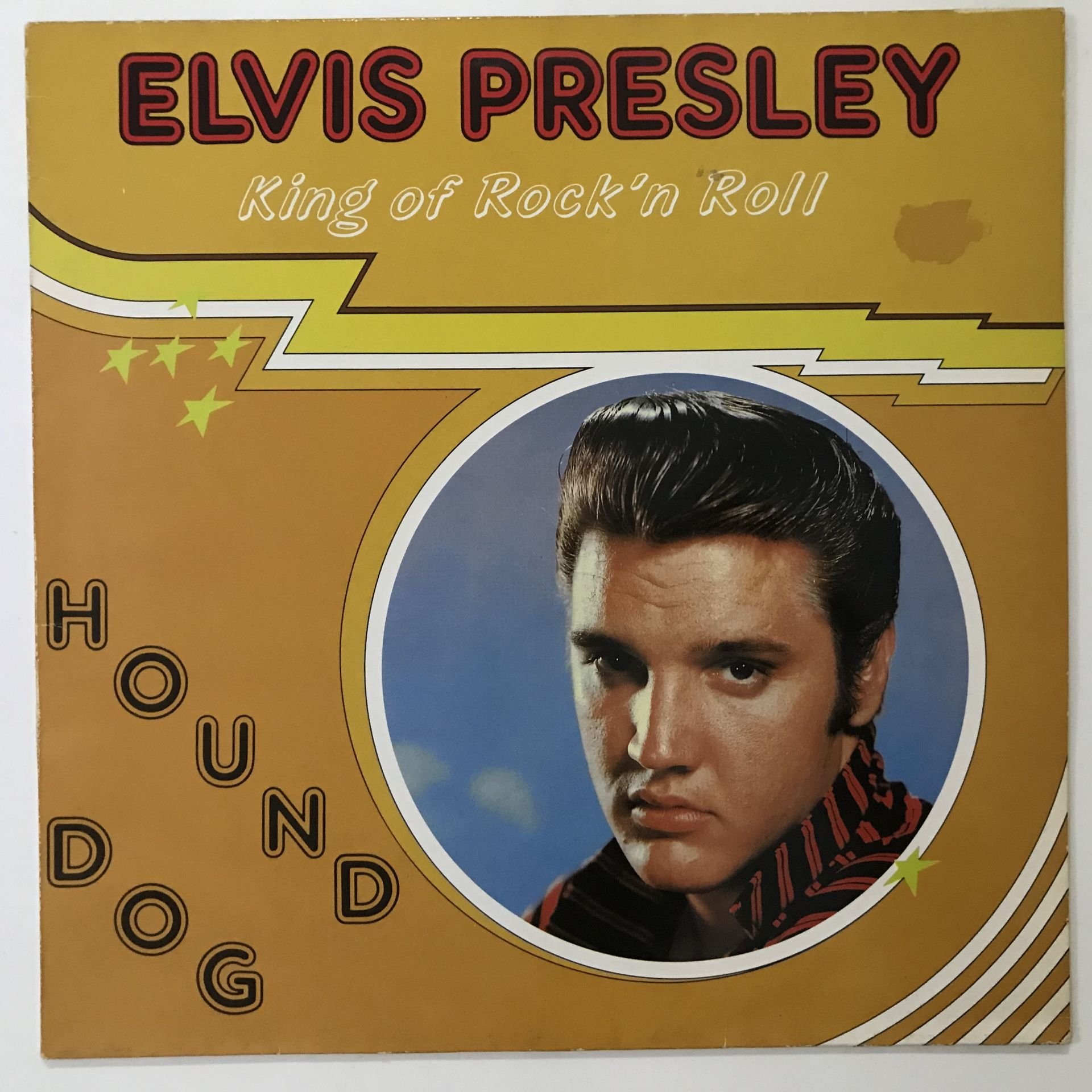 Elvis Presley – Hound Dog