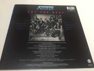Accept ‎– Eat The Heat