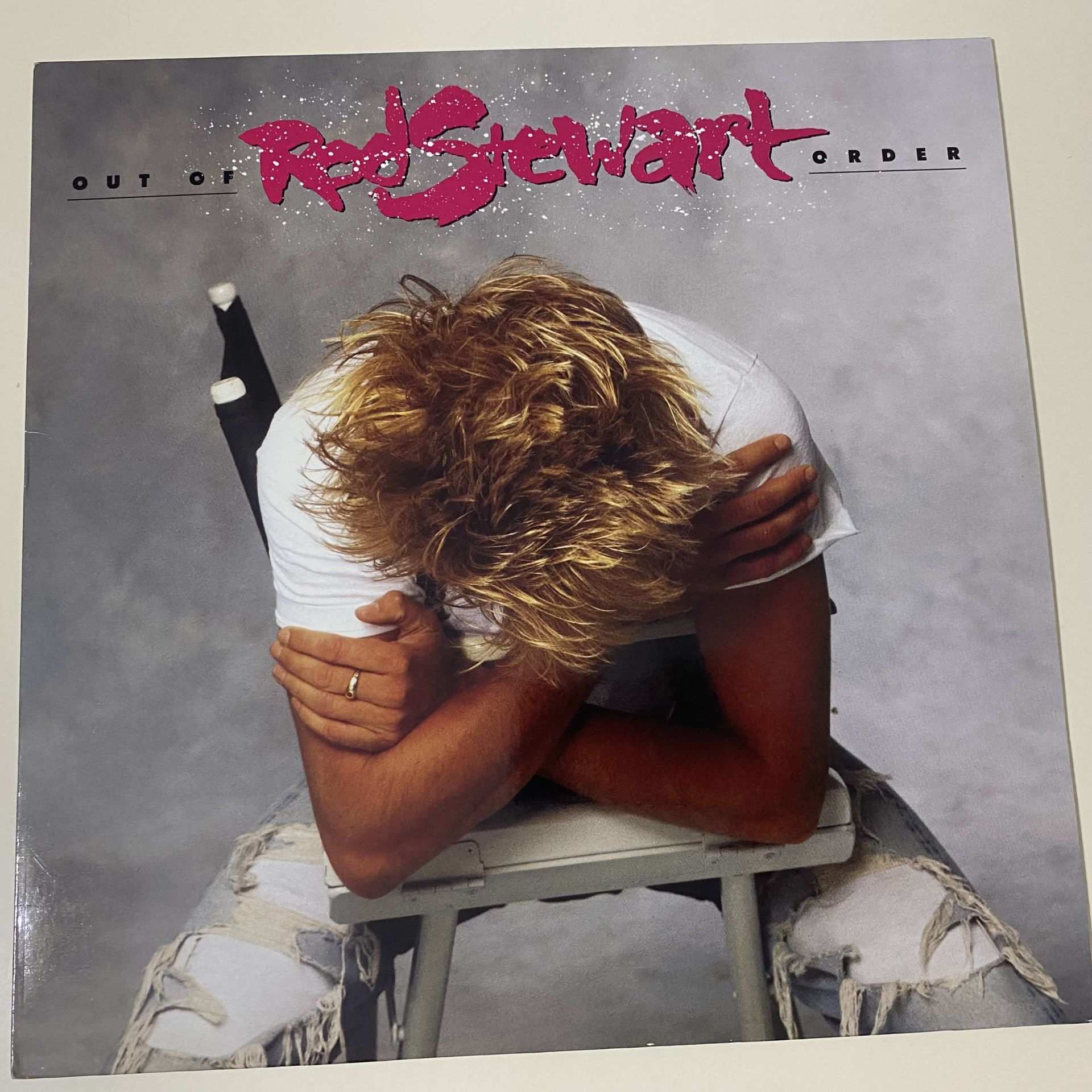 Rod Stewart – Out Of Order