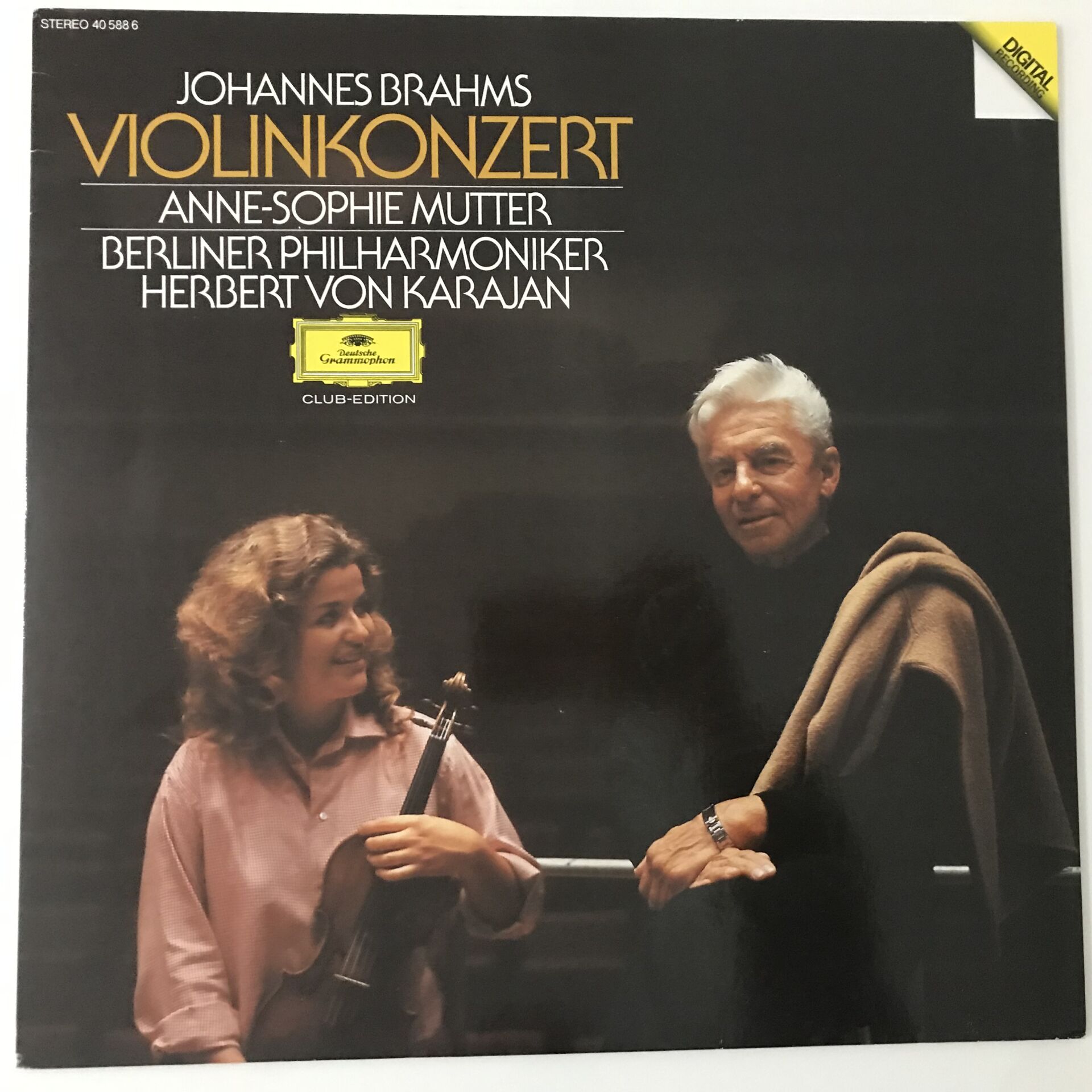 Johannes Brahms, Anne-Sophie Mutter, Berliner Philharmoniker · Herbert von Karajan ‎– Violinkonzert = Violin Concerto = Concerto Pour Violon