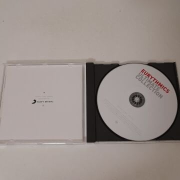 Eurythmics – Ultimate Collection