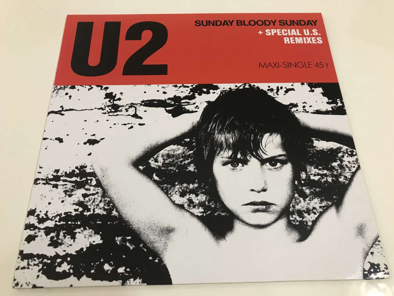 U2 – Sunday Bloody Sunday