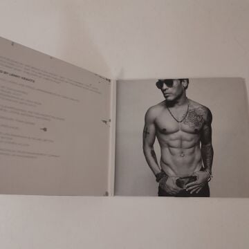 Lenny Kravitz – Strut