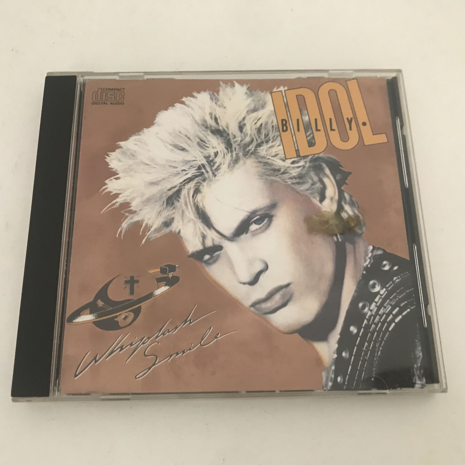 Billy Idol – Whiplash Smile