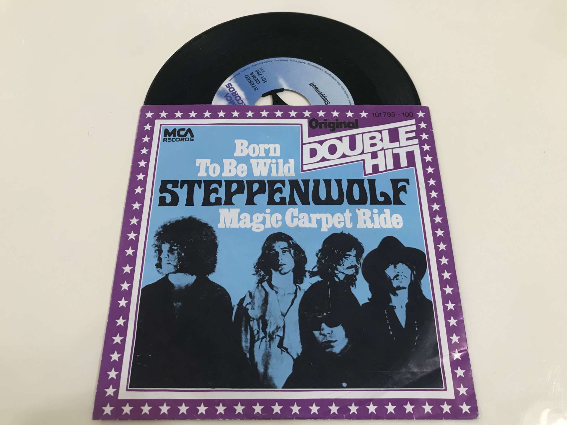 Steppenwolf – Born To Be Wild / Magic Carpet Ride