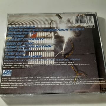 AC/DC – Blow Up Your Video