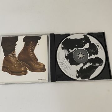 Eric Clapton – From The Cradle