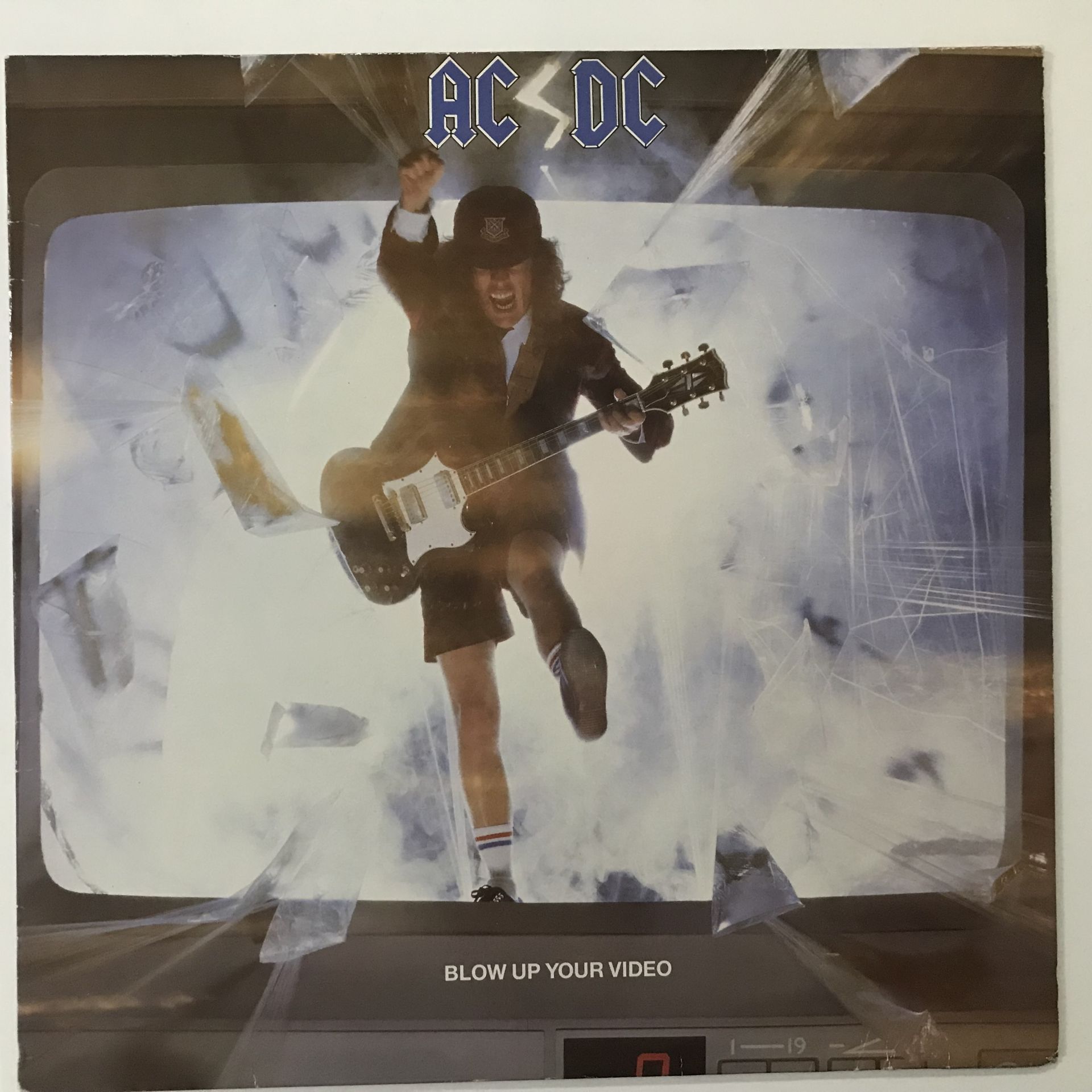 AC/DC – Blow Up Your Video