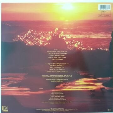 Strangeways – Walk In The Fire