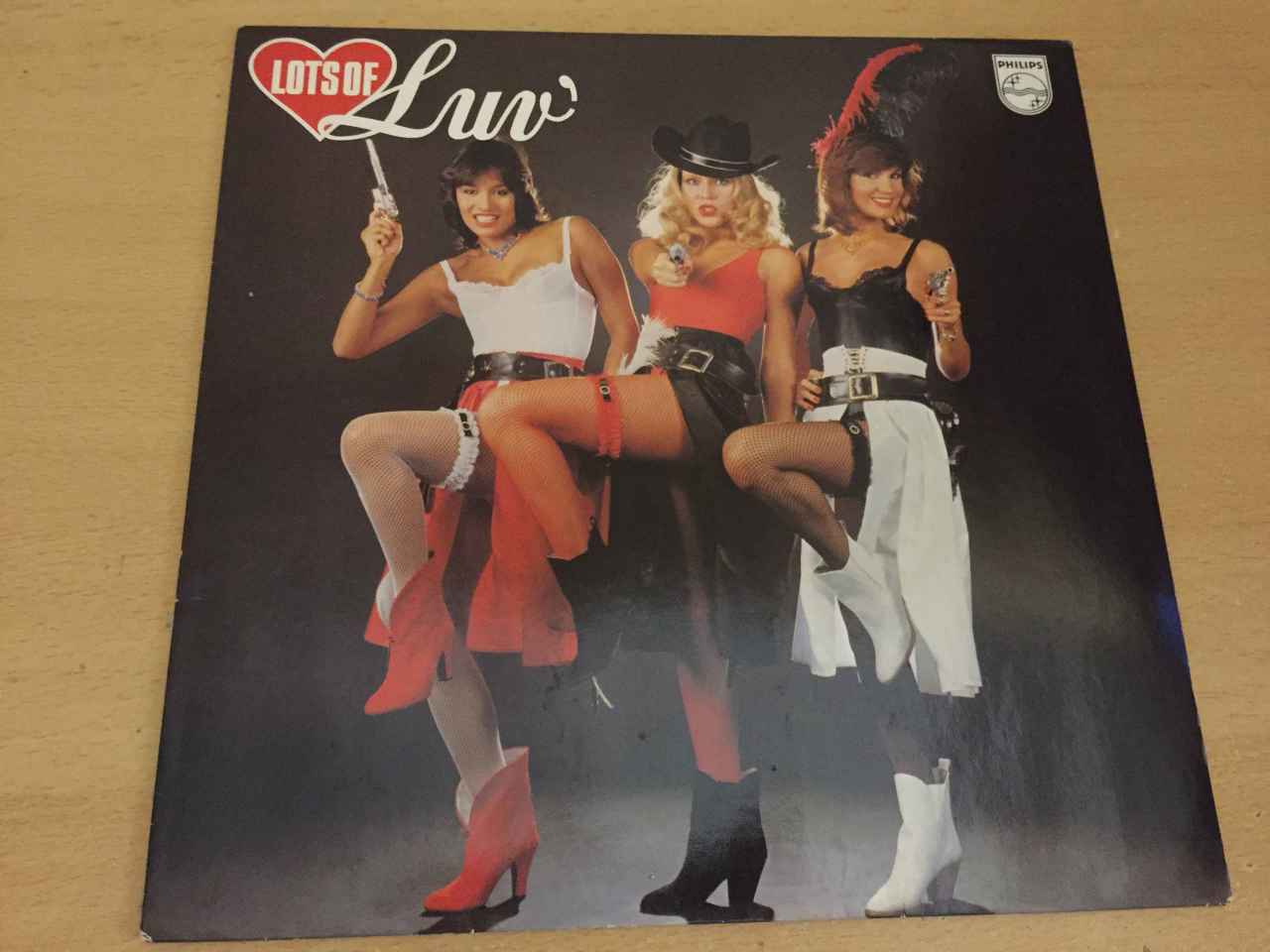 Luv' ‎– Lots Of Luv'