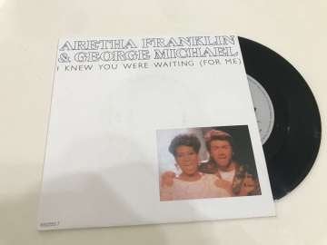 Aretha Franklin & George Michael – I Knew You Were Waiting (For Me)