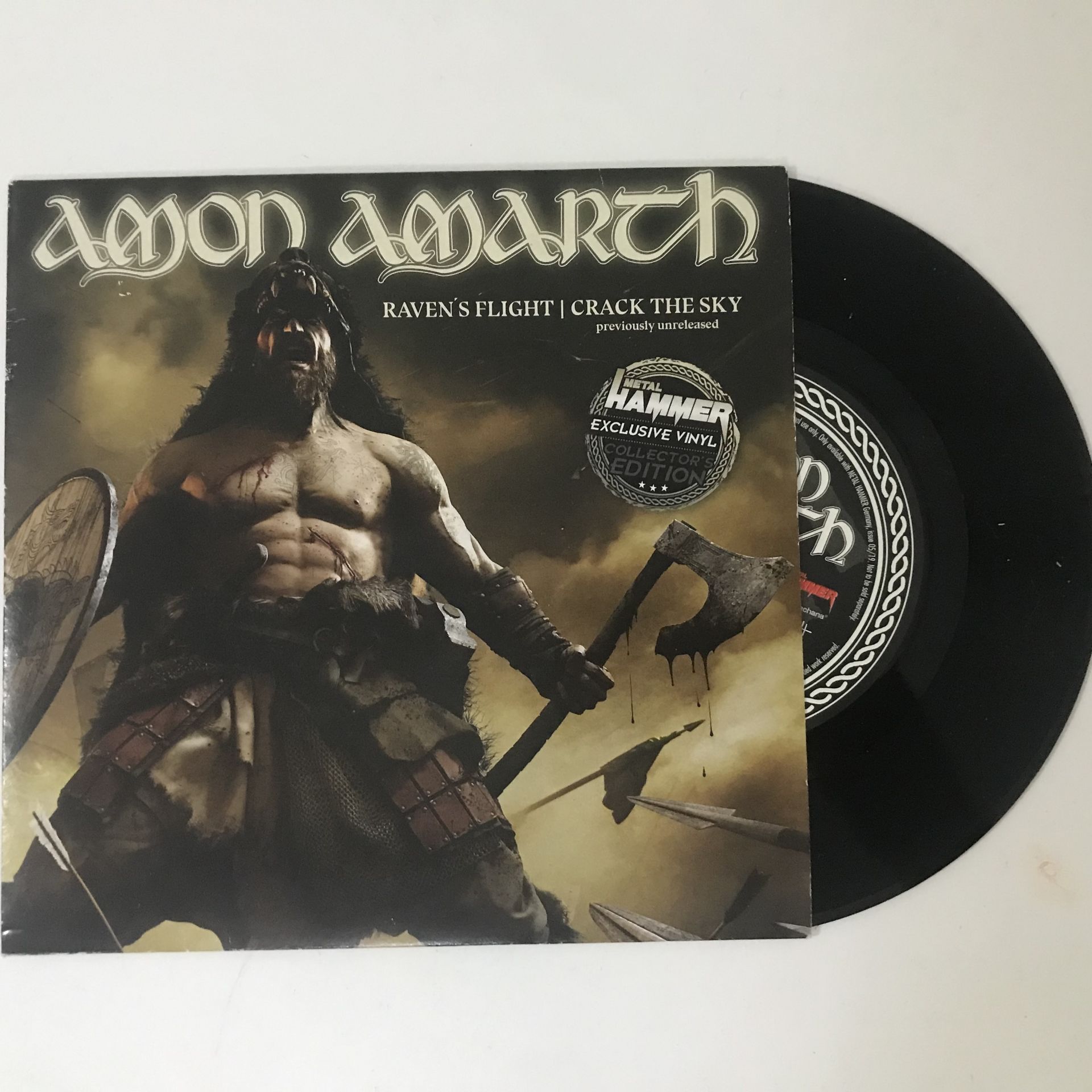 Amon Amarth – Raven's Flight | Crack The Sky
