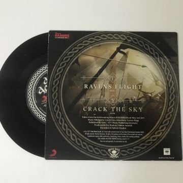 Amon Amarth – Raven's Flight | Crack The Sky