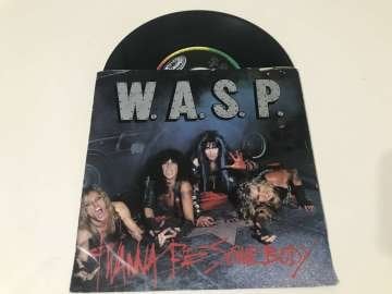 W.A.S.P. – I Wanna Be Somebody