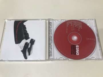 Michael Jackson – Number Ones