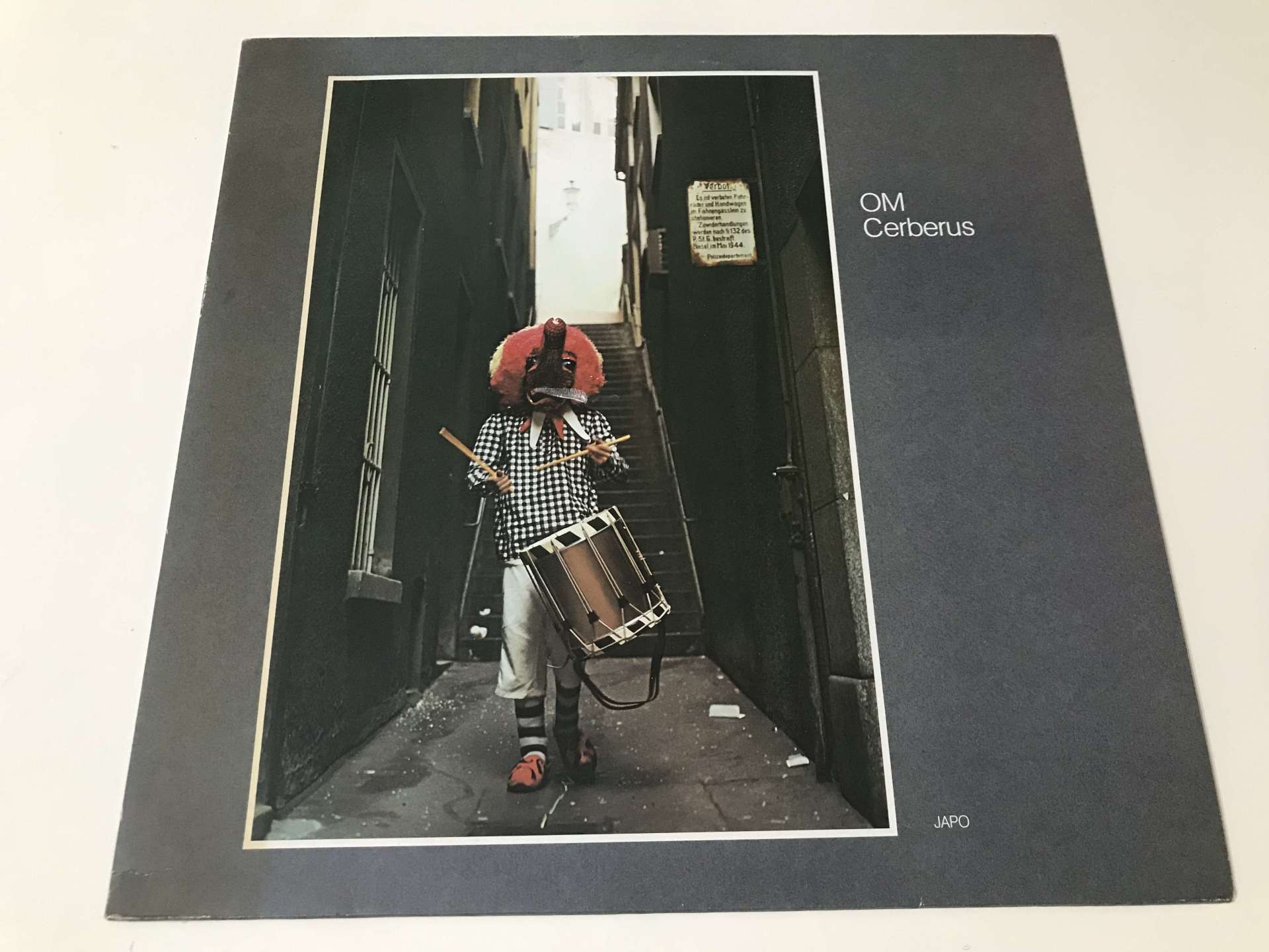 OM – Cerberus