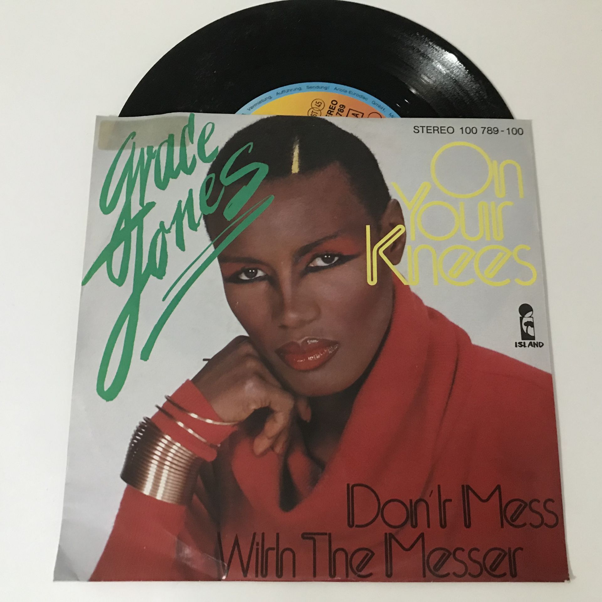 Grace Jones – On Your Knees