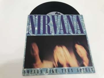 Nirvana – Smells Like Teen Spirit