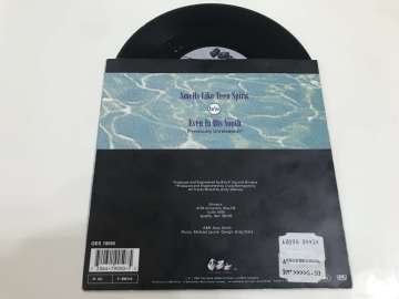 Nirvana – Smells Like Teen Spirit