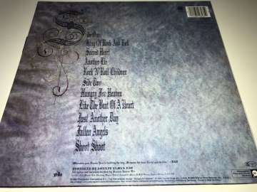 Dio – Sacred Heart