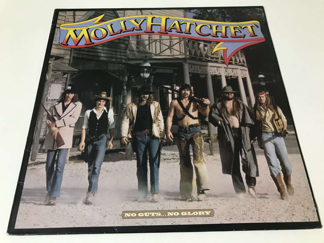 Molly Hatchet – No Guts… No Glory