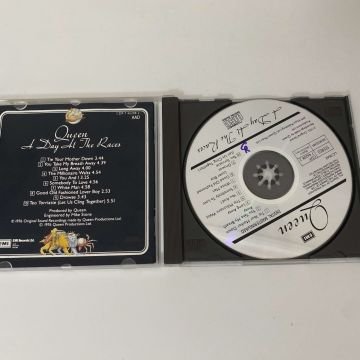 Queen – A Day At The Races