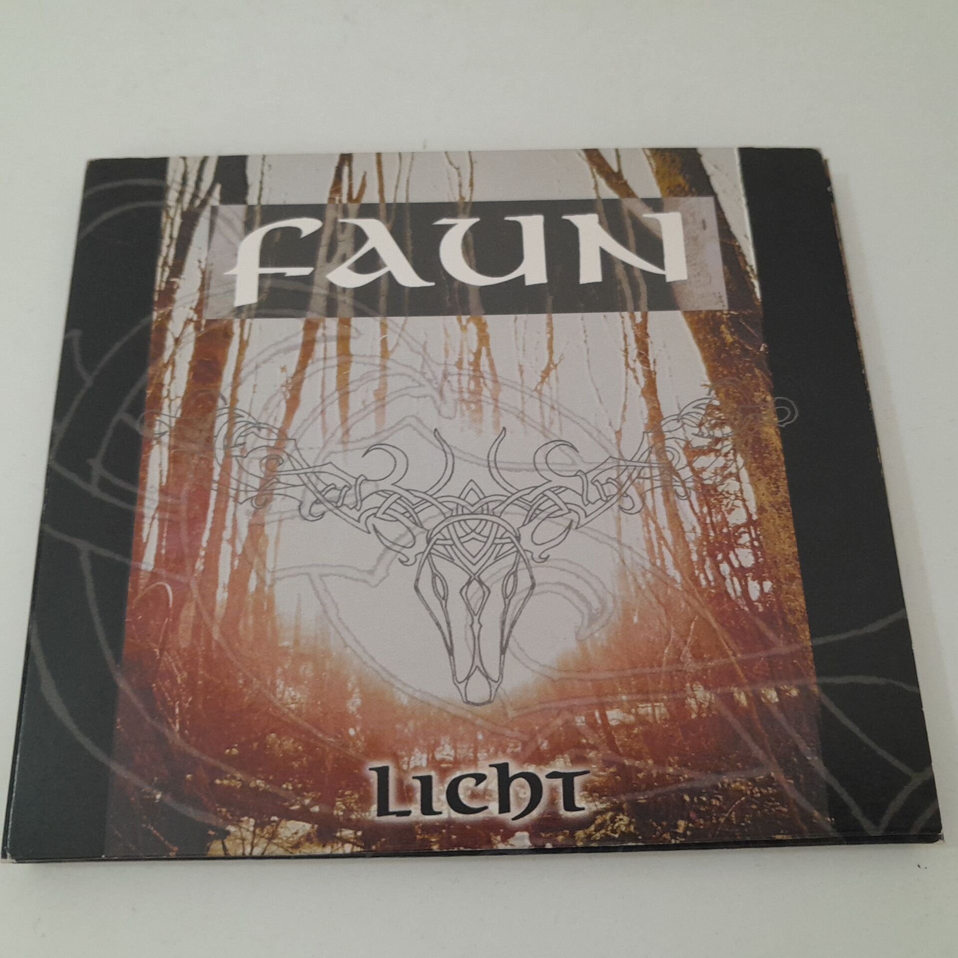 Faun – Licht