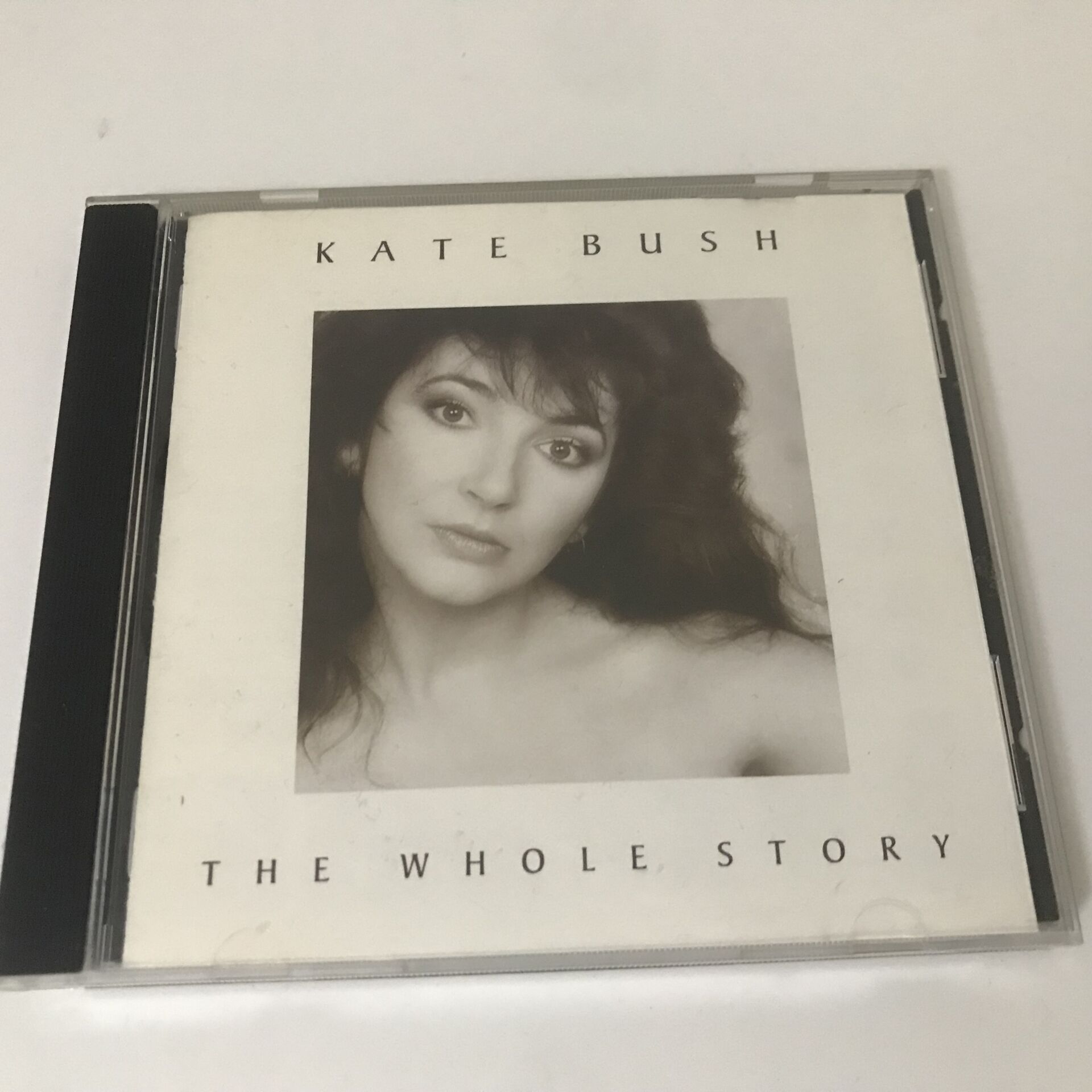 Kate Bush – The Whole Story