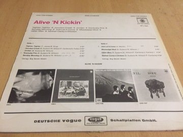 Alive 'N Kickin' ‎– Alive 'N Kickin'