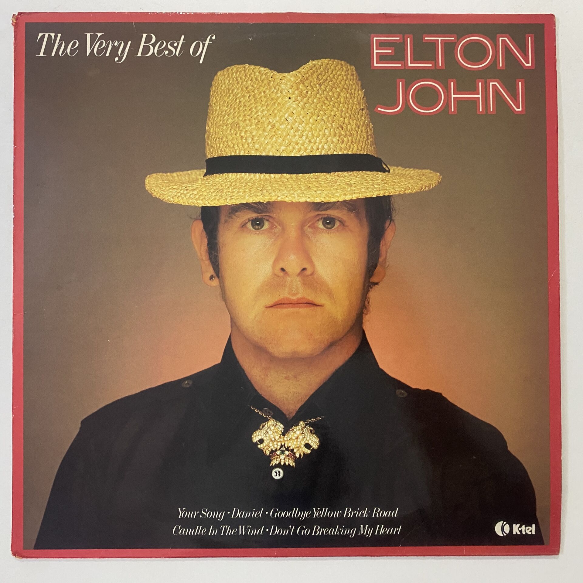 Elton John – The Very Best Of Elton John