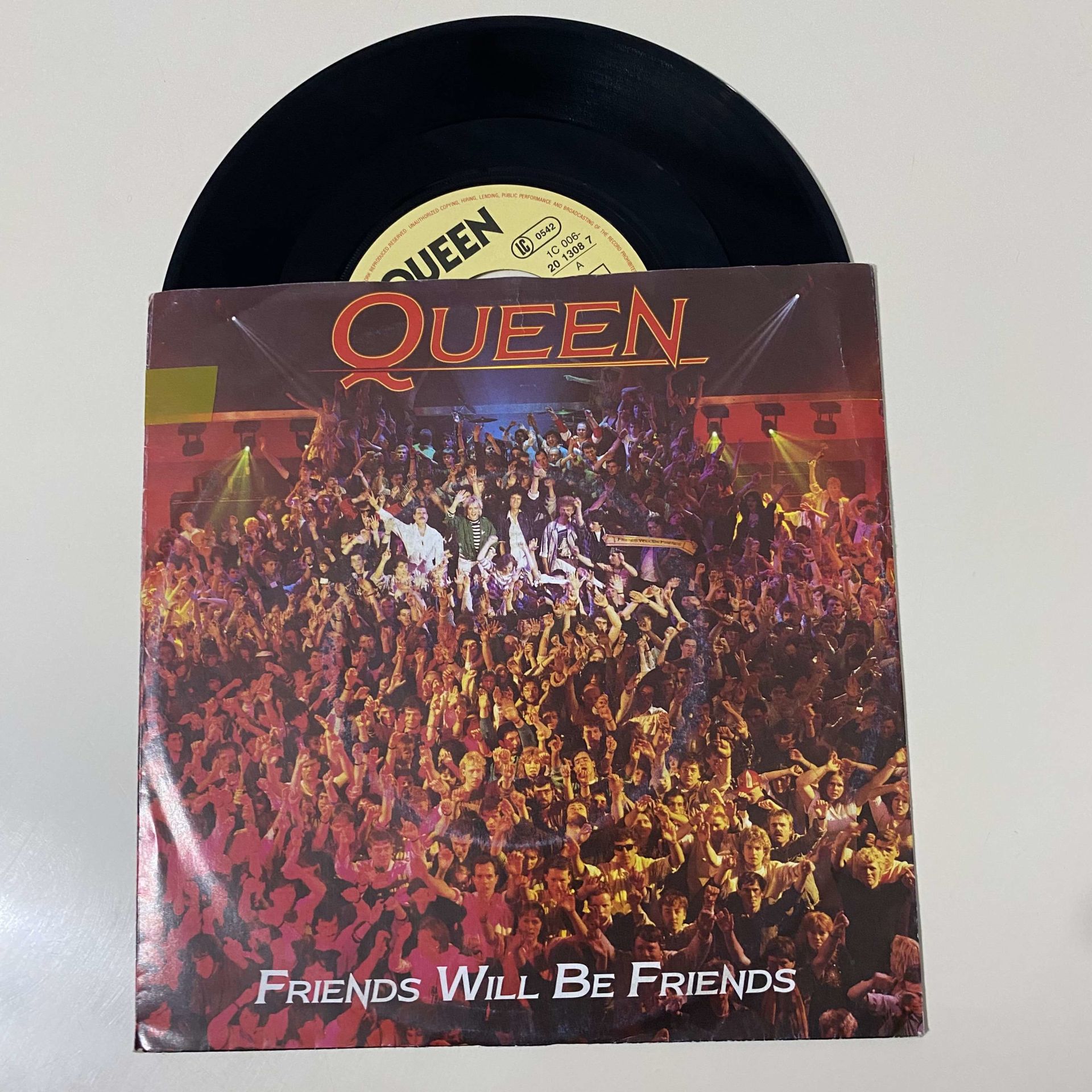 Queen – Friends Will Be Friends