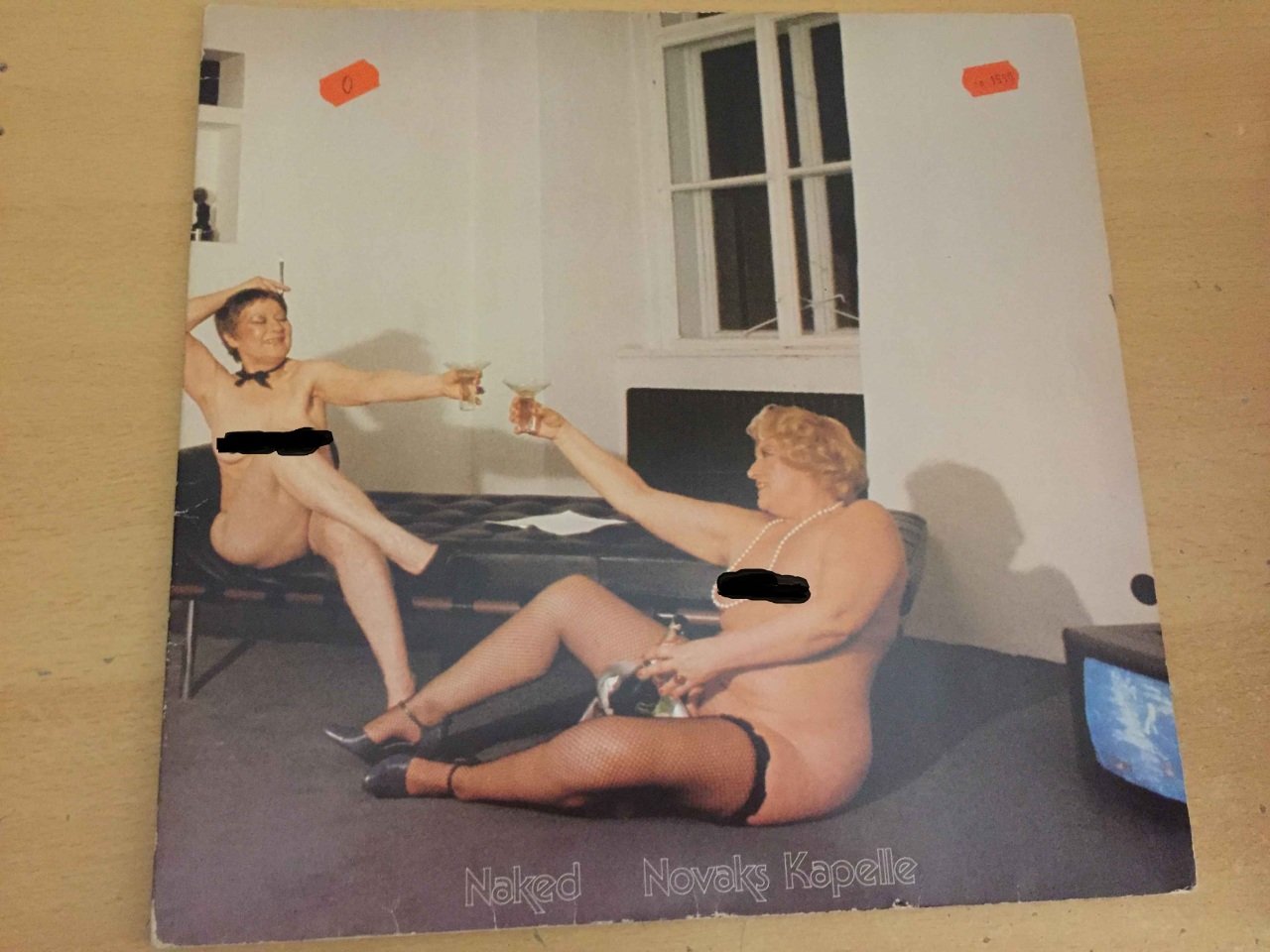 Novaks Kapelle ‎– Naked