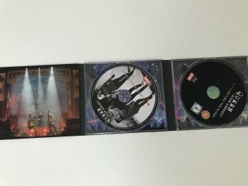 Queen + Adam Lambert – Live Around The World 2 CD+Blu Ray