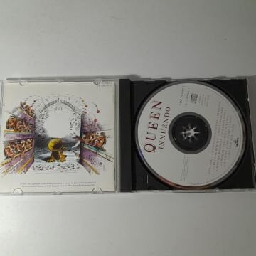 Queen – Innuendo